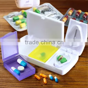 Plastic Gift Pill Cutter Box and Case With Blade thumbnail-1