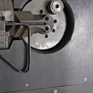 Vollautomatische Stahlbewehrungsbiegemaschine Horizontale Biegemaschine für den Baugewerbegebrauch thumbnail-4