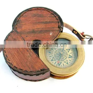 Nautical Brass Magnifying Glass Compass With Leather Case 13512 thumbnail-2