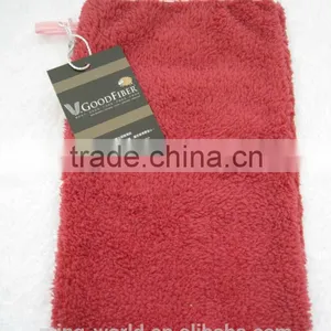 Best Economically Priced Multi-Purpose Microfiber Cleaning Mitt thumbnail-3