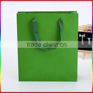 Green Gloss Laminated Paper Bags For Shopping, Shopping Paper Bags thumbnail-3