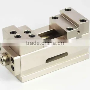 MT0900-061 CNC Flexible Vise thumbnail-1