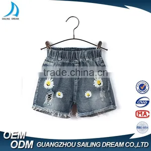 OEM Service Bulk Wholesale Sunflower Print Denim Baby Jeans With Fray Hem thumbnail-1