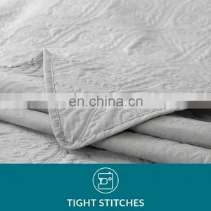 Lightweight 3 Pcs Full Size Solid Color Polyester Quilt Bedspread Set thumbnail-3