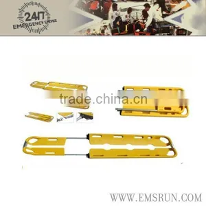 How to Use Medical Scoop Stretcher in the Rugged Mountains thumbnail-4