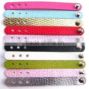 Stylish Simple Pacifier Nail Leather Strap Ring for Wearing on Finger thumbnail-1
