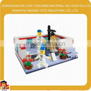 140pcs Medical Hospital Series DIY Block Toy Connecting Blocks thumbnail-1