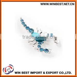 China Supplier Cheap Rhinestone Wedding Brooches thumbnail-2