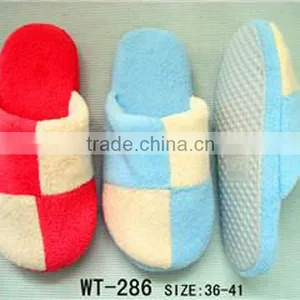 Warm Cotton Ladies Inddor Bathroon Slipper Girls Indoor 2014 Soft Bathroom Slipper Shoes thumbnail-1