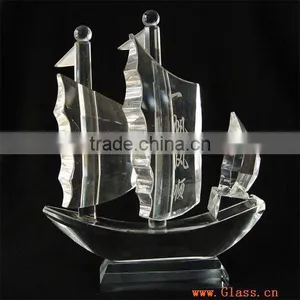 Clear Crystal Sailing Boat Figurine thumbnail-1