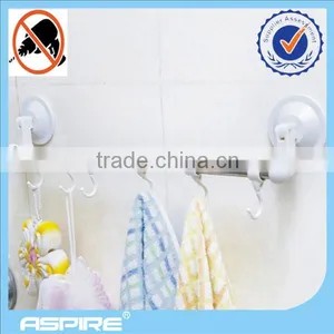 Plastic Robe Hook Suction Towel Rack thumbnail-1