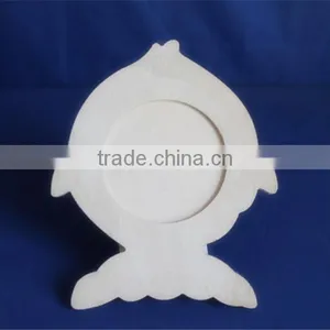 Handmade Unfinished Fish Shaped Decorative Wooden Craft Photo Frame thumbnail-1