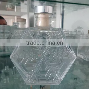 150ml 200ml 300ml New Design Snow Glass Diffuser Bottle With Reed thumbnail-1