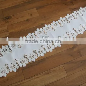 2014 Embroidery Table Runner, 100% Polyester Table Runner thumbnail-4