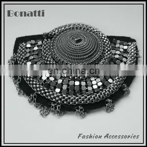 Hand-sewn Collar Trim thumbnail-1
