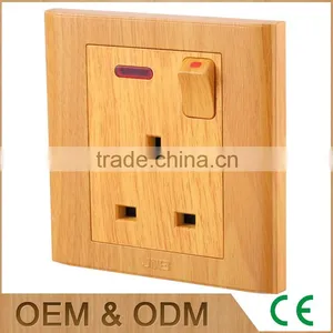 Best Quality British Standard 13A Yellow Wood Grain Square Socket With Neon Light thumbnail-2