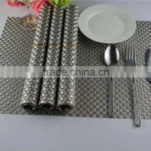 High Quality 45*30cm PVC Silver Woven Mesh Placemat 8*8 Gold Color Placemat Table Mat Runner Dining Mat thumbnail-5