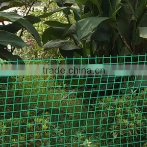 Garden Plastic Lattice Fence thumbnail-1