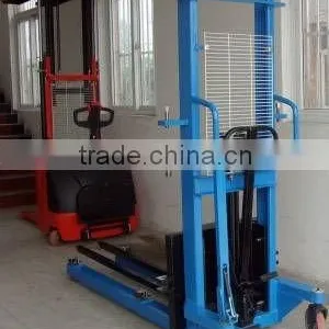 Manual Hand Hydraulic Stacker thumbnail-1