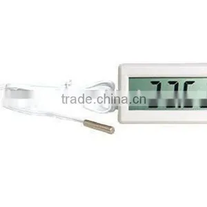 Digital Thermometer thumbnail-1
