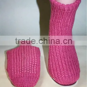 Women Jacquard Design Indoor Slipper Socks thumbnail-1