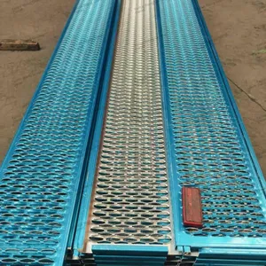 Max 6000mm Regular Grip Strut Walkway For Stair Treads Ramps And Decks thumbnail-1
