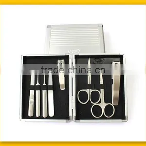 Latest Manicure Pedicure Set thumbnail-1