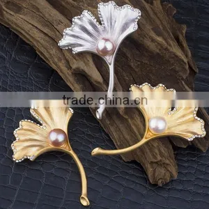 Slap-up Ginkgo Leaf Natural Pearl Brooch thumbnail-1