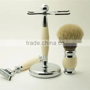 Wholesale Beard Brushes Private Label Shaving Razor Travel Shaving Kits thumbnail-3