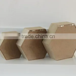 Green Hexagon Wooden Tray thumbnail-2