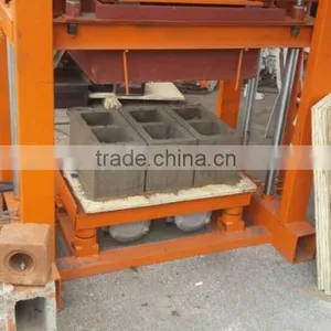 QTJ4-40 Brick Cement Blocks Making Machine thumbnail-5