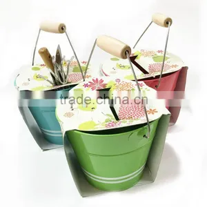 Round White Oil Tin Pail With Lid thumbnail-1