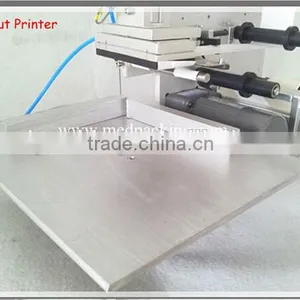 LT-60 Semi-automatic Flat Surface Labeling Machine thumbnail-4