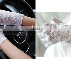 Women's Sexy Black Red White Ivory Wrist Length Wedding Hand Gloves Driving Short Lace Bridal Gloves thumbnail-1