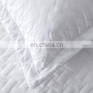Delicate Multi Purpose Movable Woven 100% Microfiber Polyester Quilt Bedspread Set thumbnail-6