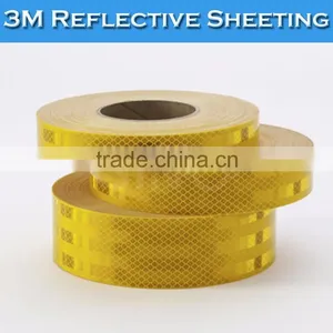 3M Diamond Grade Reflective Sheeting 1.22m * 45.7m thumbnail-1