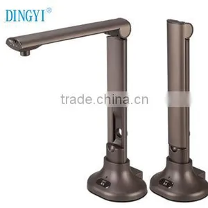 USB Powered Flex Arm Visual Presenter and Visualizer thumbnail-1