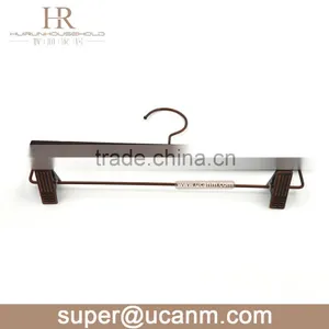 HRW-G35GB Luxury Wood Clips Hanger thumbnail-3