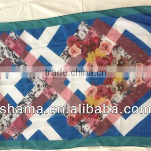 Big Repeat Size Printing Polyester Scraf thumbnail-3