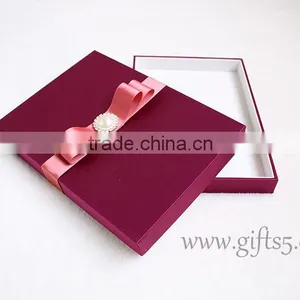 Custom Handmade Luxury Wedding Invitation Gift Box Wedding Belt Gift Box thumbnail-3