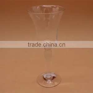 Clear Drinking Wine Goblet thumbnail-1