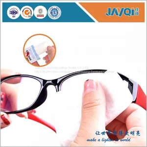 Pre-moistened Lens Cleaning Wet Tissues thumbnail-3