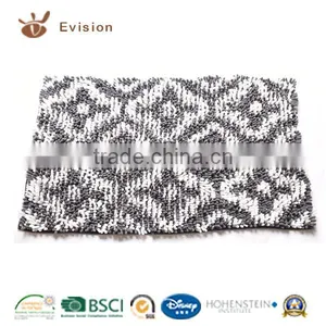 2016 NEW Chenille Bathmat With Flower Pattern Grey & White Colour thumbnail-1