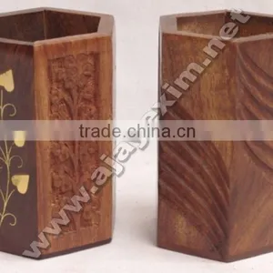 Wooden Pen Holder thumbnail-2
