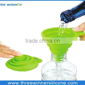 Foldable Silicone Funnel for Kitchen thumbnail-1