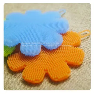 Flower Shape Silicone Scrubber for Face Bath thumbnail-2