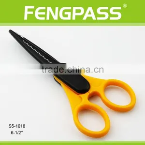 S5-1018 6.5 Inch 2Cr13 Stainless Steel Blade With Plastic Handle Cuticle Scissors thumbnail-1