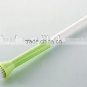 2017 Wholesale Kitchen Accessory Cleaning Tool PVC Brush thumbnail-4