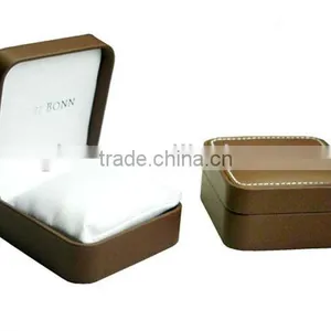 Brown Leather Single Watch Display Box thumbnail-1