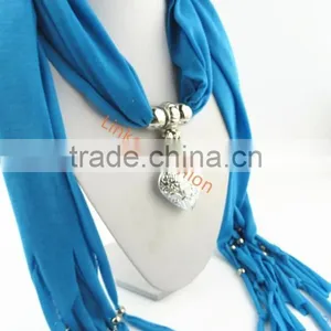 China Wholesale Knitting Scarf Pendant Scarves With Jewelry thumbnail-1